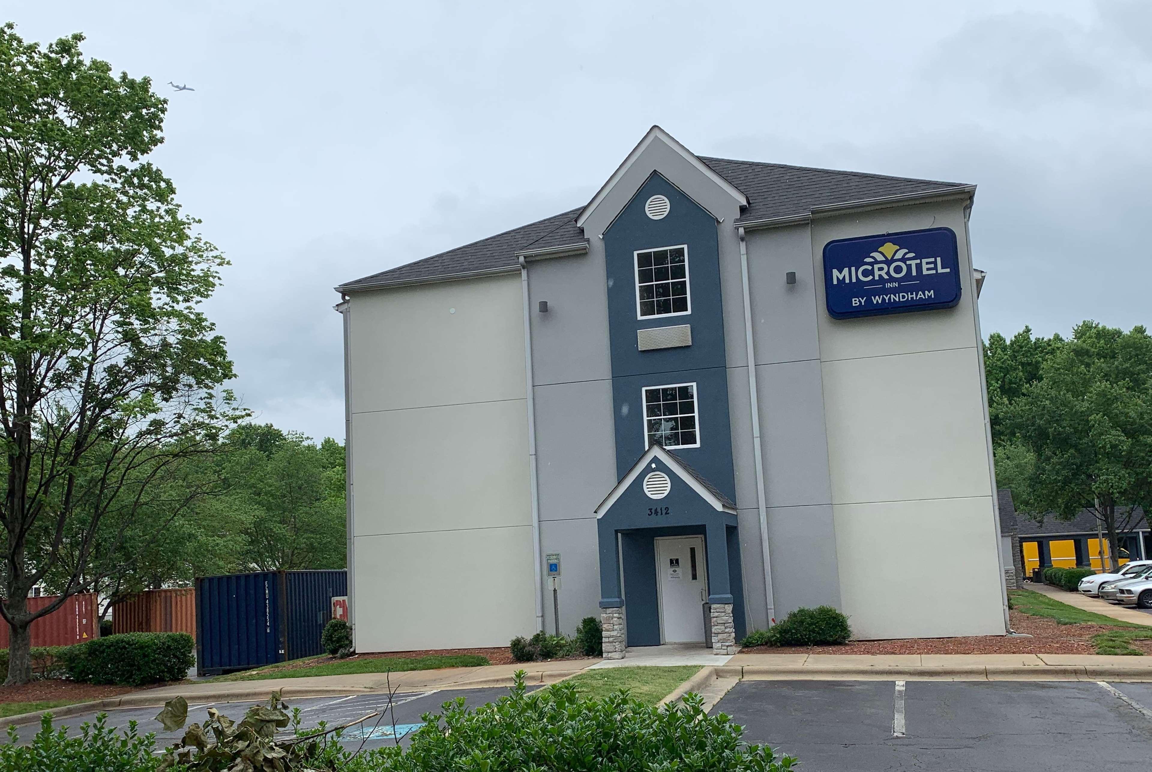 Microtel Inn By Wyndham Charlotte Airport Экстерьер фото